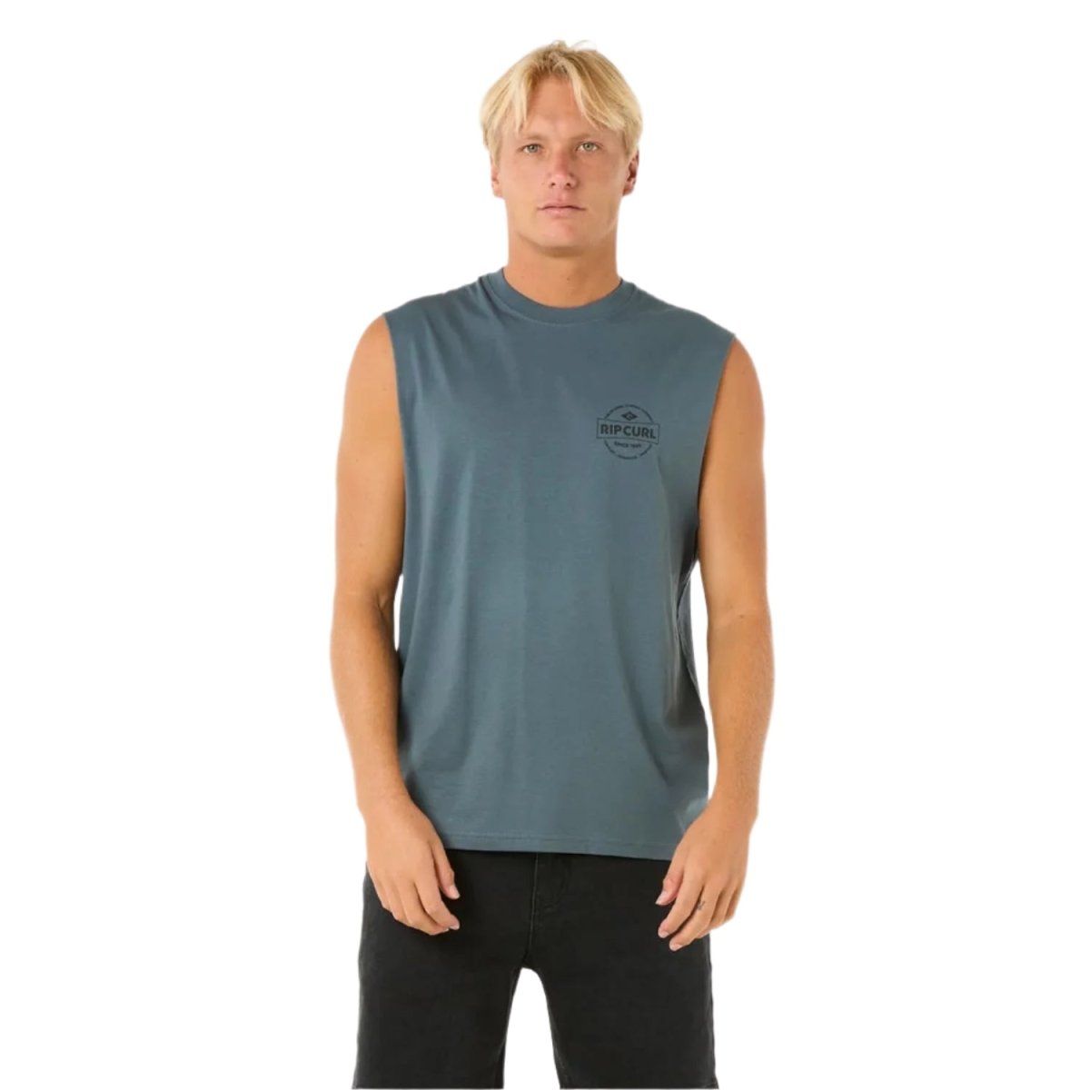 RIP CURL Maglietta Uomo Stapler Muscle - Pine Night - Vestibilità Muscolare, 100% Cotone, Stampa Fronte/Retro