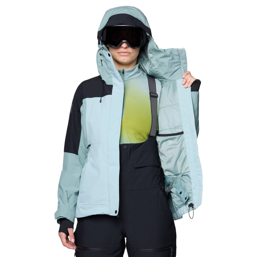 Mountain Hardwear Women's Powder Maven Jacket 2026 Ice Shadow/Blue Sage/Black - Pacific Boarder