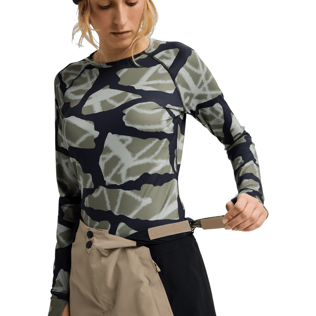 Burton Women's Reserve 2L Relaxed Pant 2026 Summit Taupe/True Black - Pacific Boarder